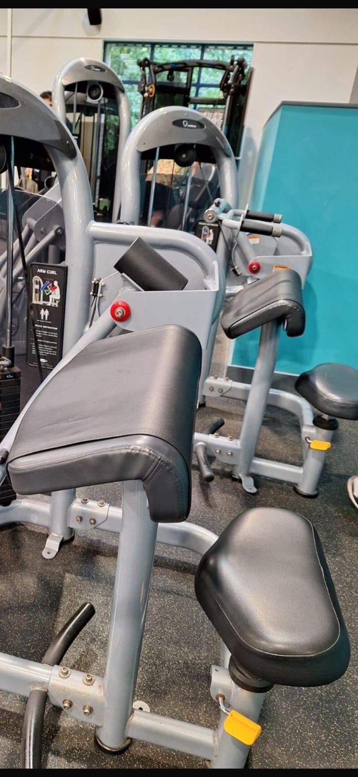Matrix Curl biceps Aura